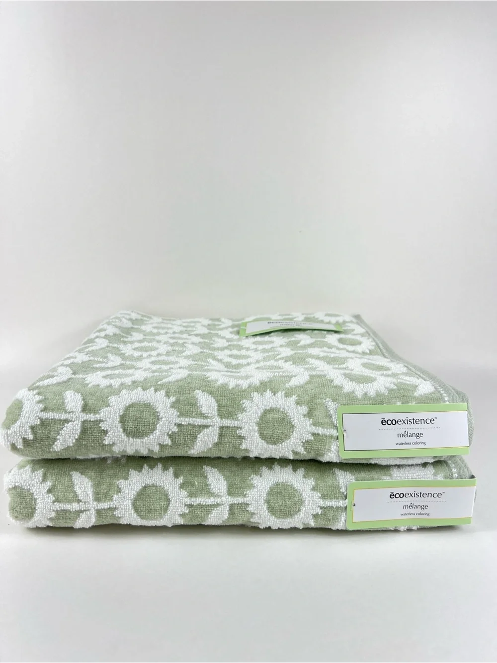 Ecoexistence Mélange Bath Towels Green White Floral Plush Cotton 2 Pc Set NEW